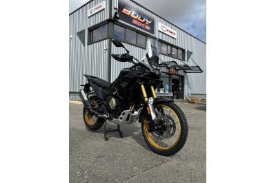 VOGE 800 RALLY