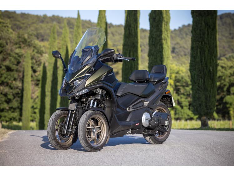KYMCO CV3 550