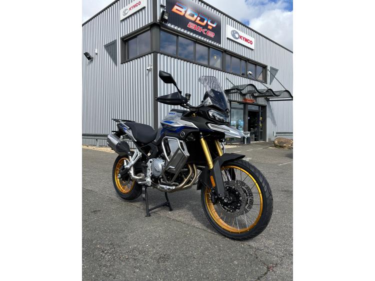 VOGE DS900X