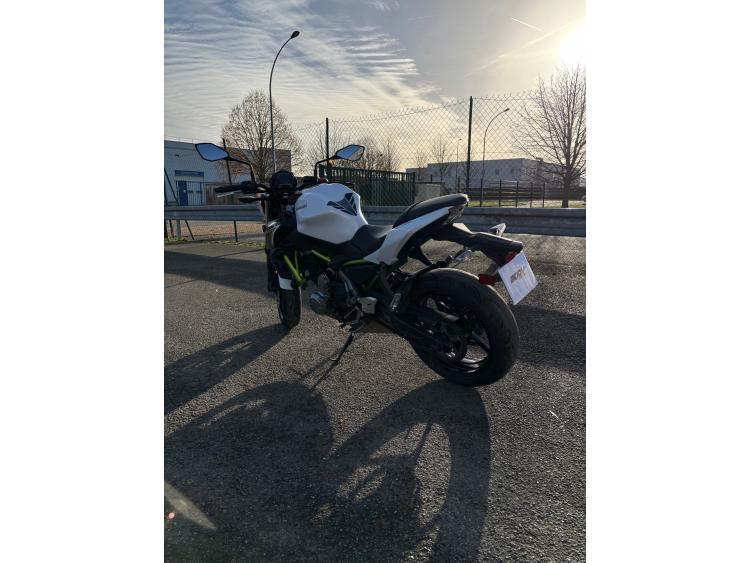 KAWASAKI Z650 A2