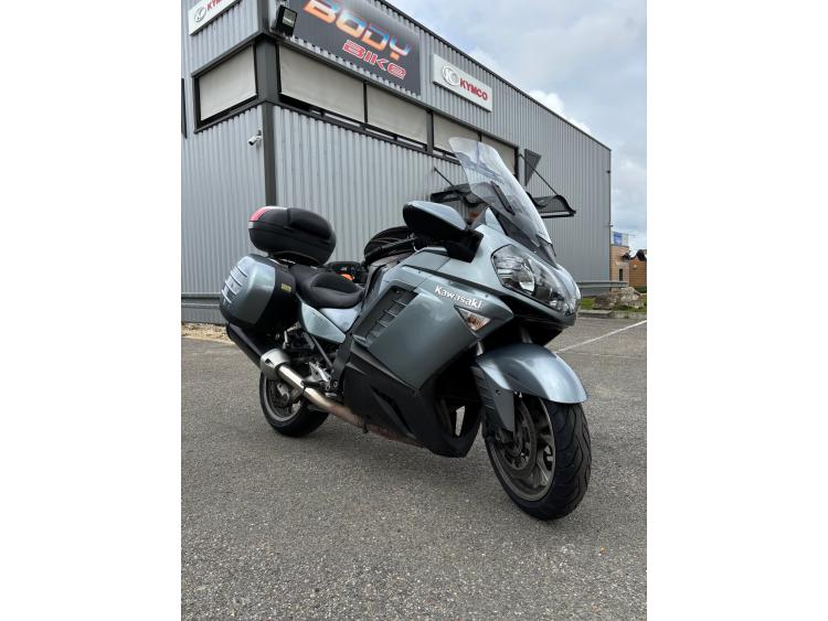 KAWASAKI GTR 1400