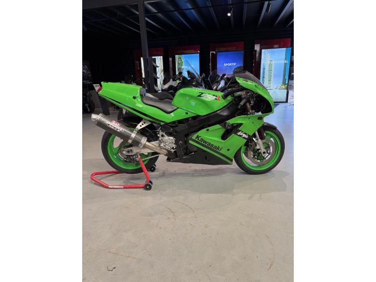 KAWASAKI 750 ZXRR