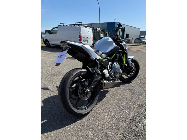 KAWASAKI Z650 