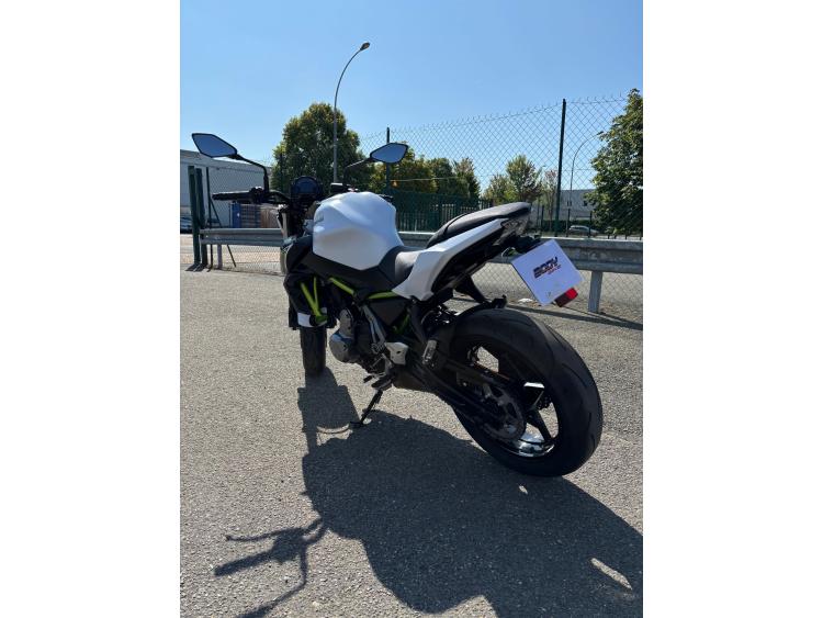 KAWASAKI Z650 