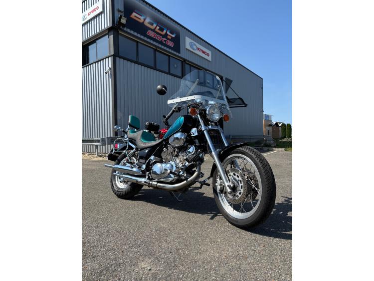 YAMAHA XV 1100 VIRAGO