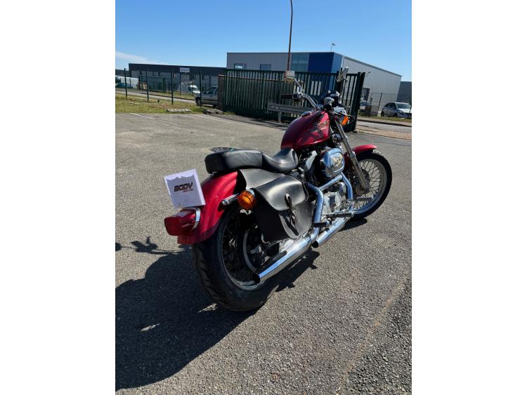 HARLEY-DAVIDSON SPORTSTER 883