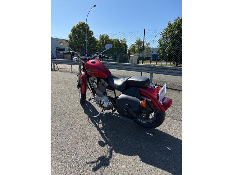 HARLEY-DAVIDSON SPORTSTER 883