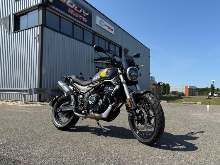 VOGE 525 ACX  