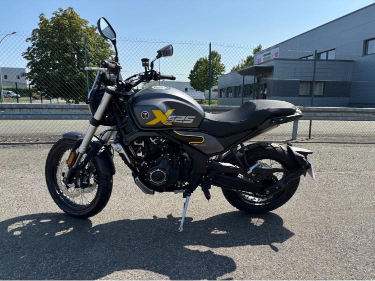 VOGE 525 ACX  