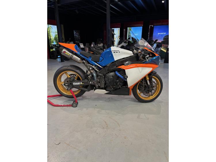 YAMAHA YZF 1000 R1 CROSS PLANE